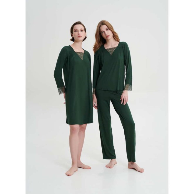 ΝΥΧΤΙΚΟ ΜΕ V KAI ΠΙΤΖΑΜΑ 2 VAMP